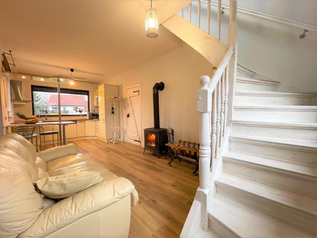 Apartament Nad Potokiem 옐레니아구라 외부 사진