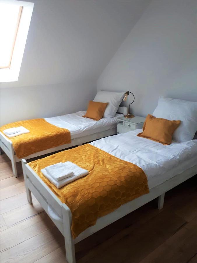 Apartament Nad Potokiem 옐레니아구라 외부 사진