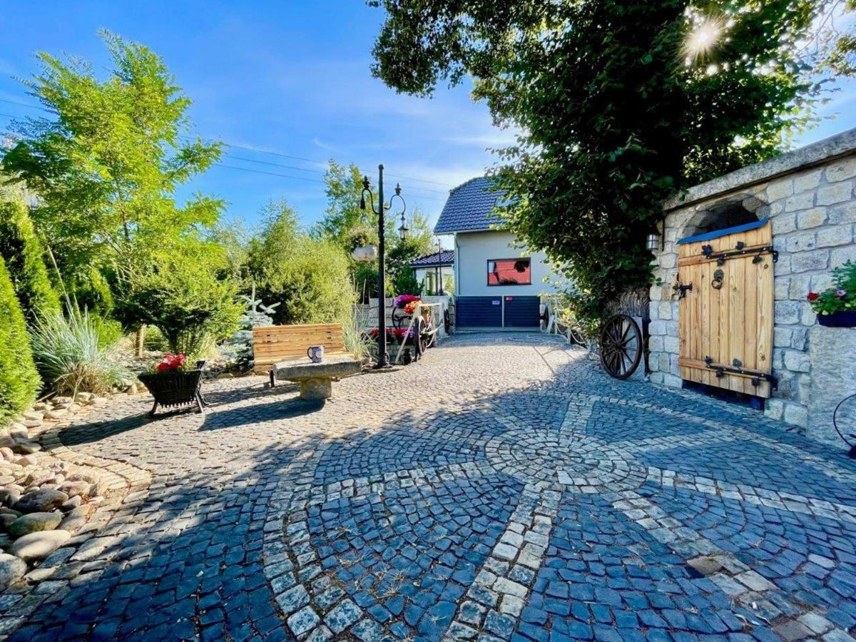 Apartament Nad Potokiem 옐레니아구라 외부 사진